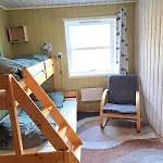 Stort Hus Med Havutsikt Ved Fjord Og Fjell Med Bat Lensvik
